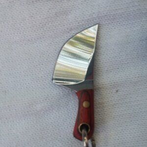 Tiny keychain knife